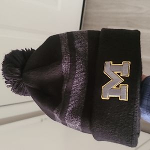 NWOT : Black and grey Michigan beanie